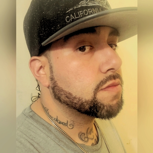 Meet your Posher, Eric - Picture 2 of 5